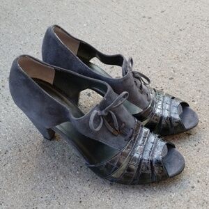 Van Eli suede/ leather open.toe shoes … new